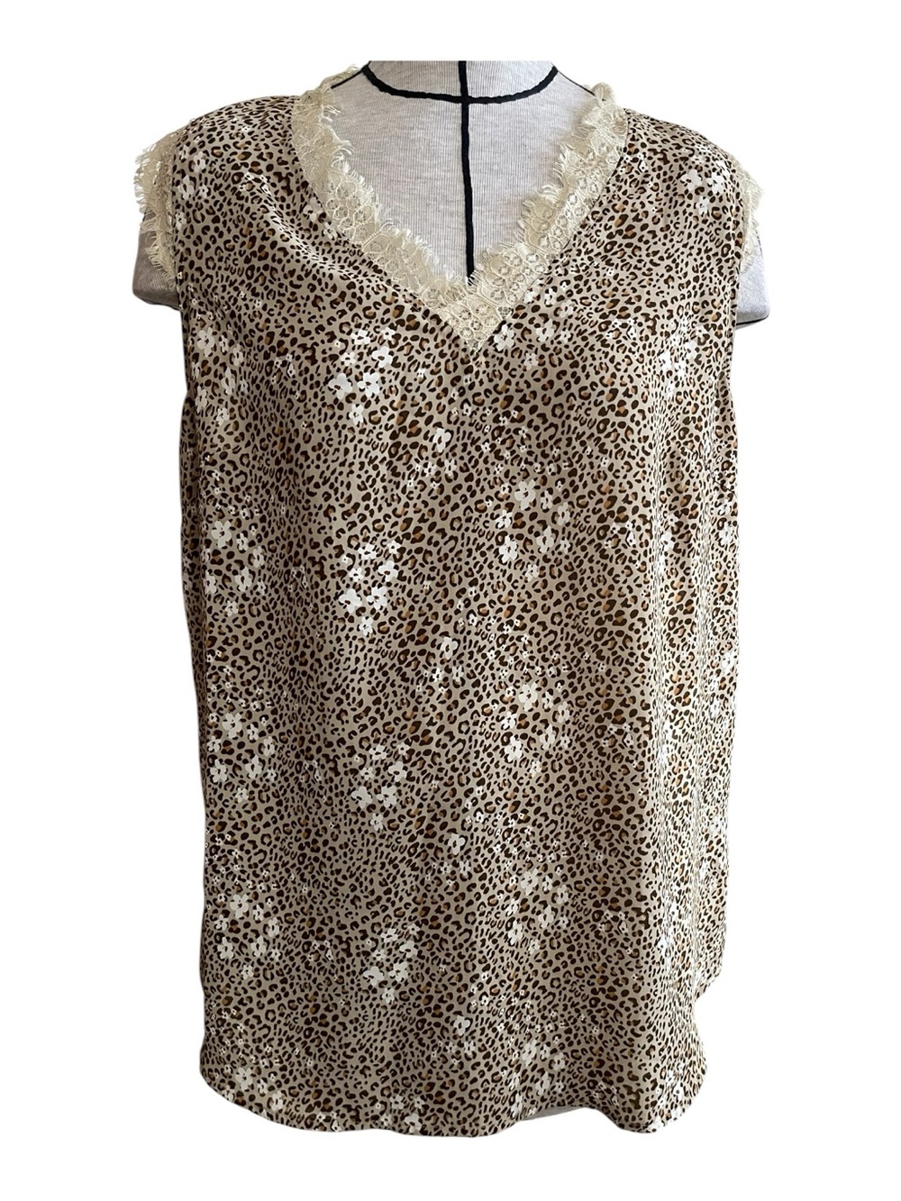 Leopard Print Lace-Trim V-Neck Sleeveless Top - Beige